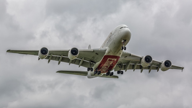 Обои картинки фото авиация, пассажирские самолёты, авиалайнер