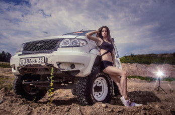 Картинка уаз+патриот автомобили -авто+с+девушками уаз патриот автомобиль внедорожник белый девушка