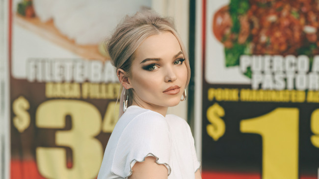 Обои картинки фото девушки, dove cameron, блондинка, лицо, плакаты