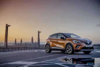 Картинка автомобили renault кроссовер 2021 captur phev электромобиль