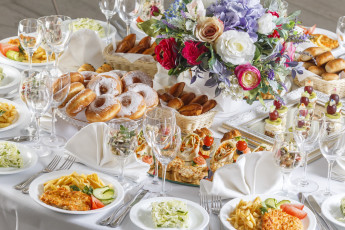 Картинка еда сервировка бутерброды салат канапе булочки пирожки