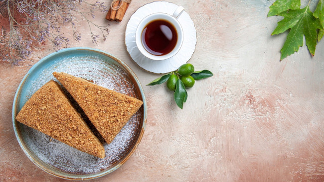 Обои картинки фото еда, пирожные,  кексы,  печенье, кофе, корица