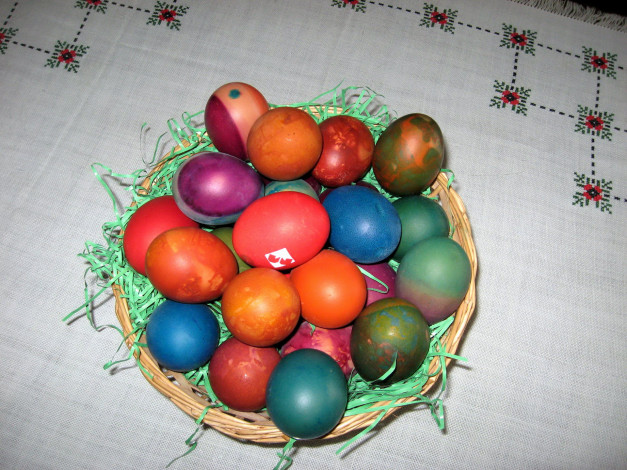 Обои картинки фото праздничные, пасха, скатерть