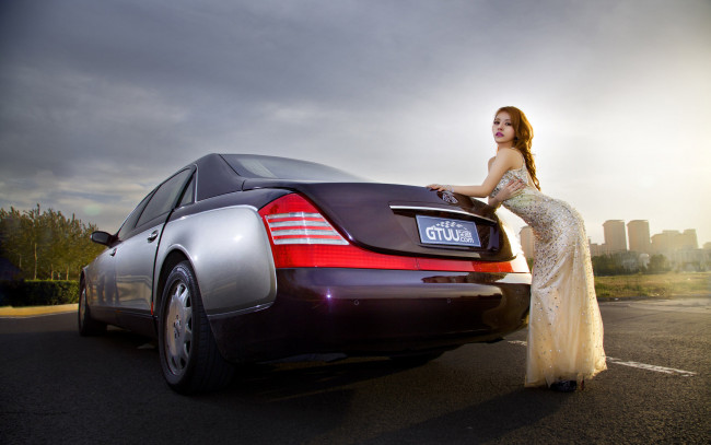 Обои картинки фото автомобили, авто, девушками, рыжая, платье, девушка, взгляд, автомобиль
