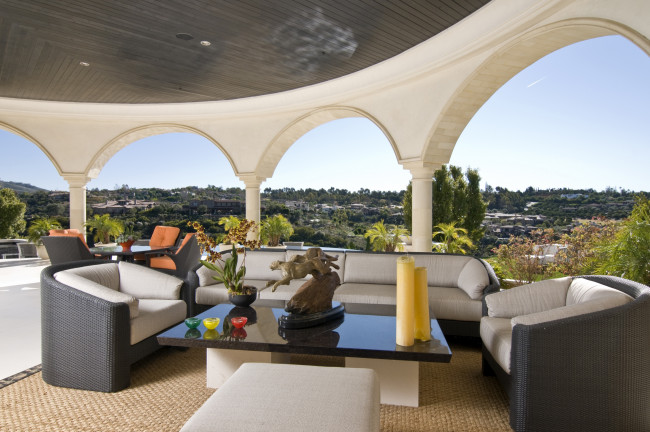 Обои картинки фото интерьер, веранды, террасы, балконы, гепарды, арки, кресла