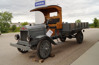 Картинка twin+city+motor+truck автомобили грузовики история ретро грузовик