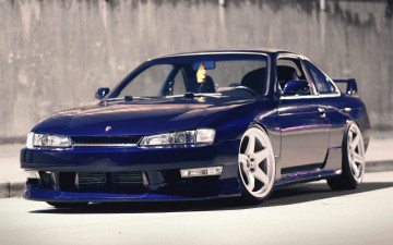 Картинка автомобили nissan datsun