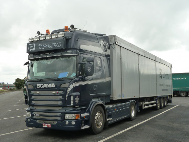 Обои картинки фото автомобили, scania , выставка, улица, контейнеровоз, тягач, грузовик