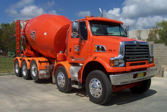 Обои картинки фото sterling concrete agitator, автомобили, sterling, тягач, седельный, грузовик, тяжёлый