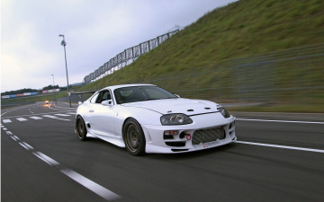 Картинка автомобили toyota