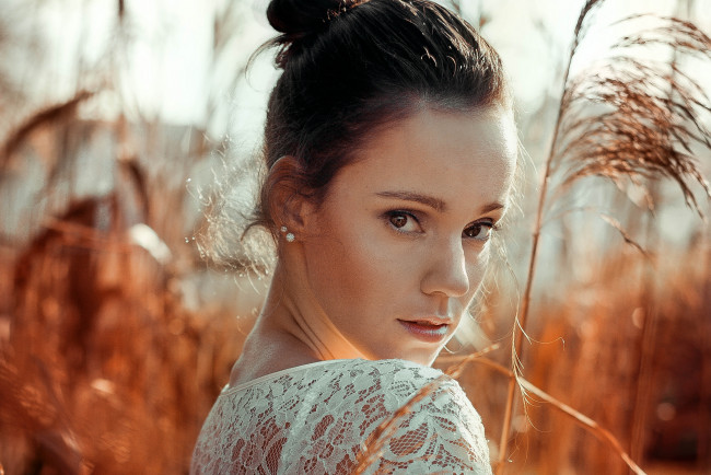 Обои картинки фото девушки, -unsort , лица,  портреты, взгляд, лицо