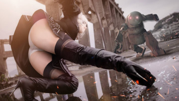 Картинка девушки -+креатив +косплей 2в девушка андроид лужа развалины робот бой nasu