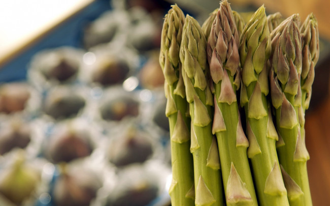 Обои картинки фото еда, спаржа, деликатес