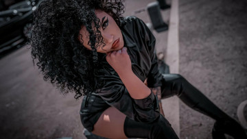 Картинка девушки -+брюнетки +шатенки красивая девушка