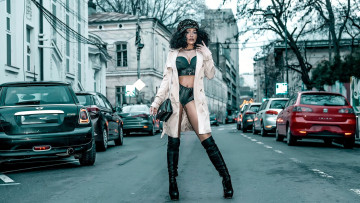 Картинка девушки -+брюнетки +шатенки красивая девушка