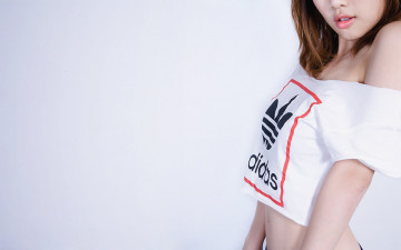 Картинка бренды adidas