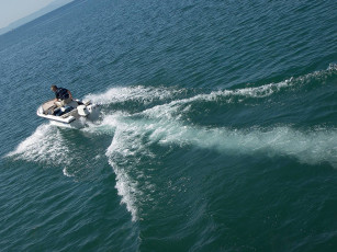 Картинка корабли моторные лодки