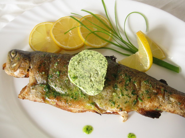 Обои картинки фото еда, рыбные, блюда, морепродуктами