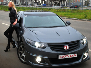 Картинка автомобили авто девушками полёт добыча