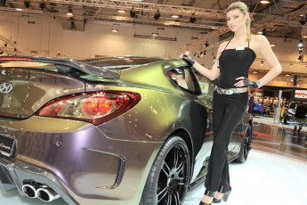 Картинка автомобили авто девушками яхты