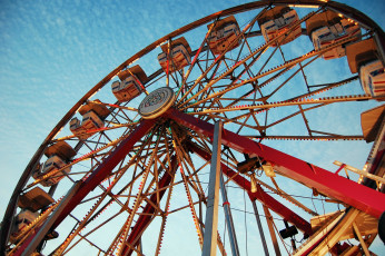 Картинка разное карусели качели аттракционы девушка jian guan дракон колесо обозрения