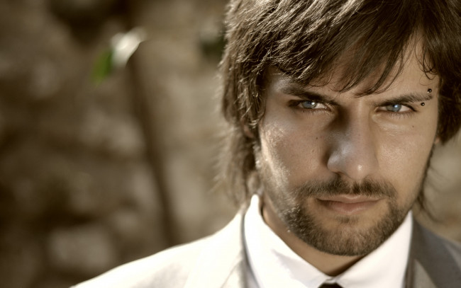 Обои картинки фото мужчины, - unsort, парень, взгляд, пирсинг, борода