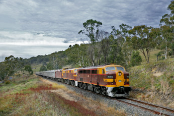 Картинка техника поезда состав локомотив рельсы