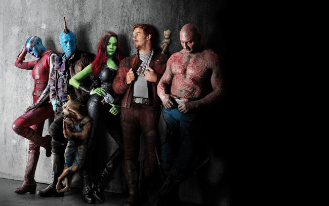 Обои картинки фото кино фильмы, guardians of the galaxy vol,  2, drax, the, destroyer, star, lord, groot, gamora, rocket, raccoon, zoe, saldana, nebula