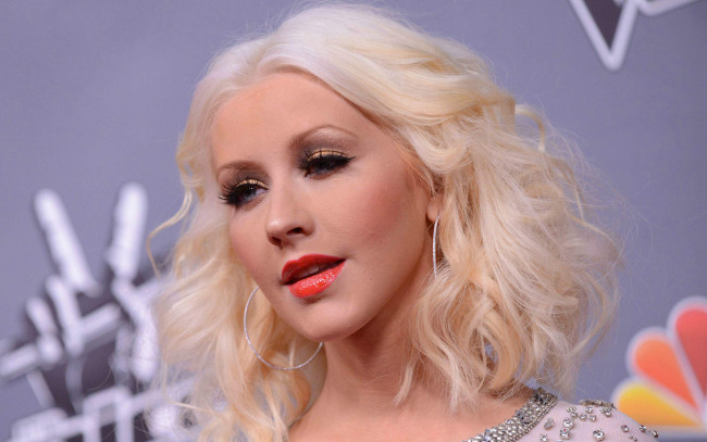 Обои картинки фото музыка, christina aguilera, кристина, агилера, певица, блондинка, лицо