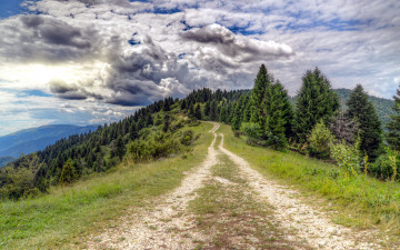 Картинка природа дороги горы облака дорога проселочная