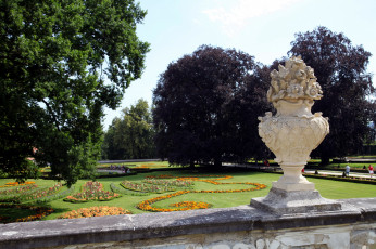 Картинка природа парк клумбы