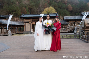 Картинка танец+феникса разное знаменитости ван хао сюань хаосюань девушки букет