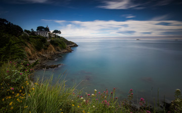 Картинка города -+здания +дома дома берег обрыв море