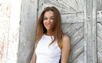 Картинка девушки -+брюнетки +шатенки русая топ ворота