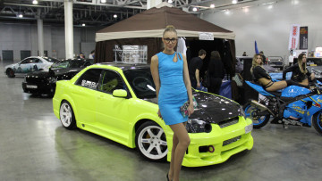 Картинка автомобили -авто+с+девушками subaru