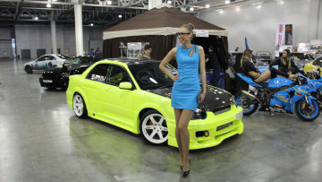 Картинка автомобили -авто+с+девушками subaru