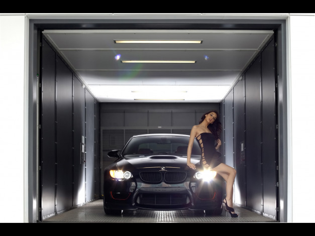 Обои картинки фото автомобили, авто, девушками