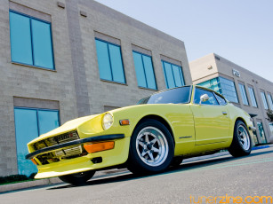 Картинка автомобили nissan datsun