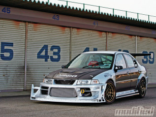 Картинка 1999 mitsubishi lancer evolution vi автомобили