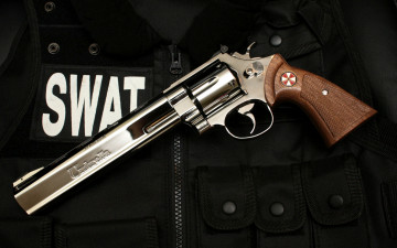 Картинка оружие револьверы