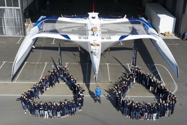 Обои картинки фото корабли, катамараны, тримараны, дети