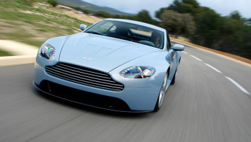 обоя aston martin v12 vantage rs concept 2007, автомобили, aston martin, 2007, concept, rs, vantage, v12, aston, martin
