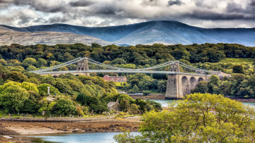 Картинка города -+мосты простор