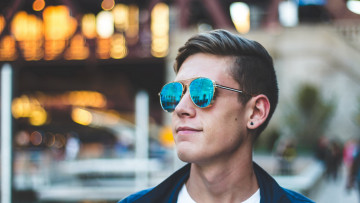 Картинка мужчины -unsort очки