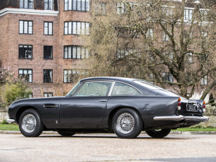 обоя автомобили, aston martin, vantage, db5, aston, martin, темный, uk-spec