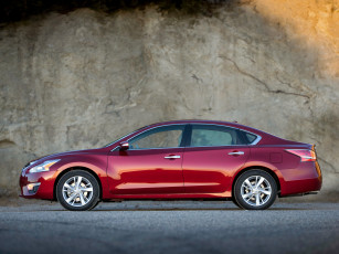 Картинка автомобили nissan datsun l33 красный altima