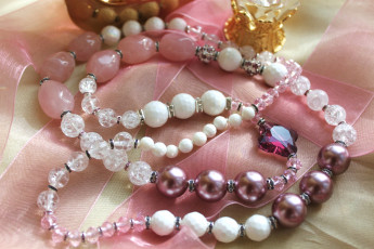 Картинка разное украшения +аксессуары +веера бусы