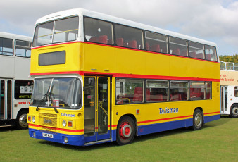 Картинка автомобили автобусы транспорт пассажирский