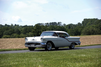 Картинка автомобили oldsmobile olds