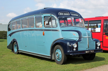 Картинка автомобили автобусы транспорт пассажирский